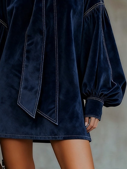 Trinidad | Robe courte en velours avec nœud