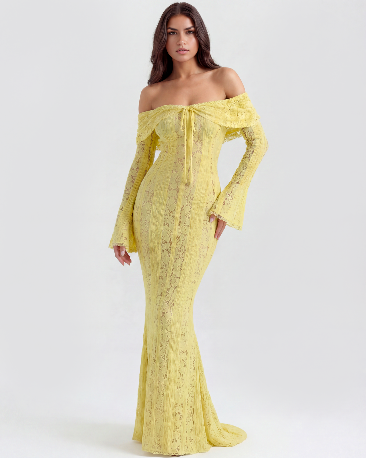 Robe longue en dentelle avec décolleté bardot