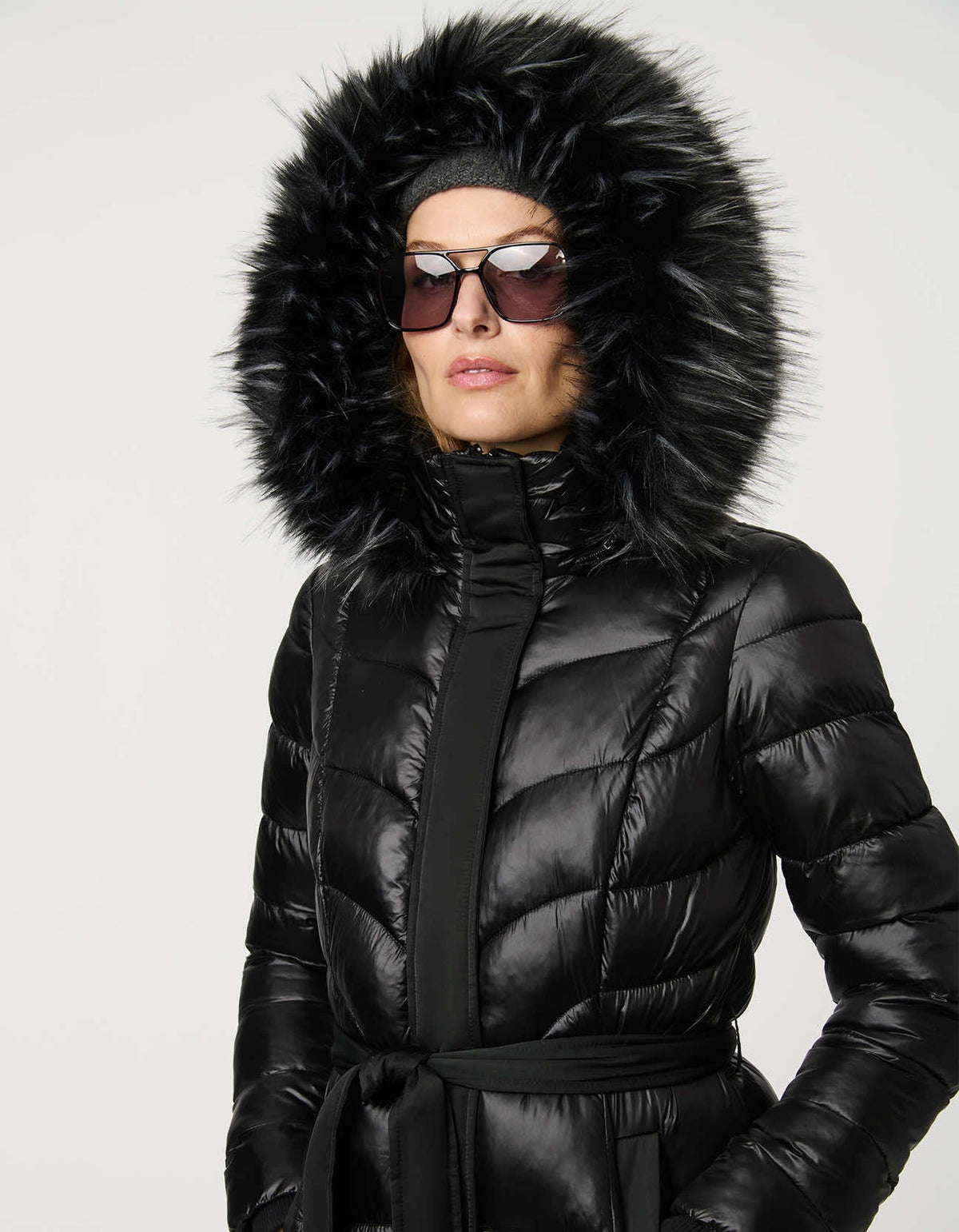 LUNA | VESTE À CAPUCHE AMOVIBLE