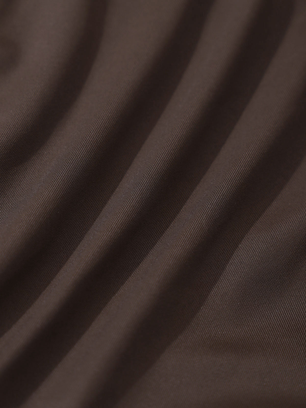 ECONYL® Traje de Baño Cortado en Color Café Oscuro