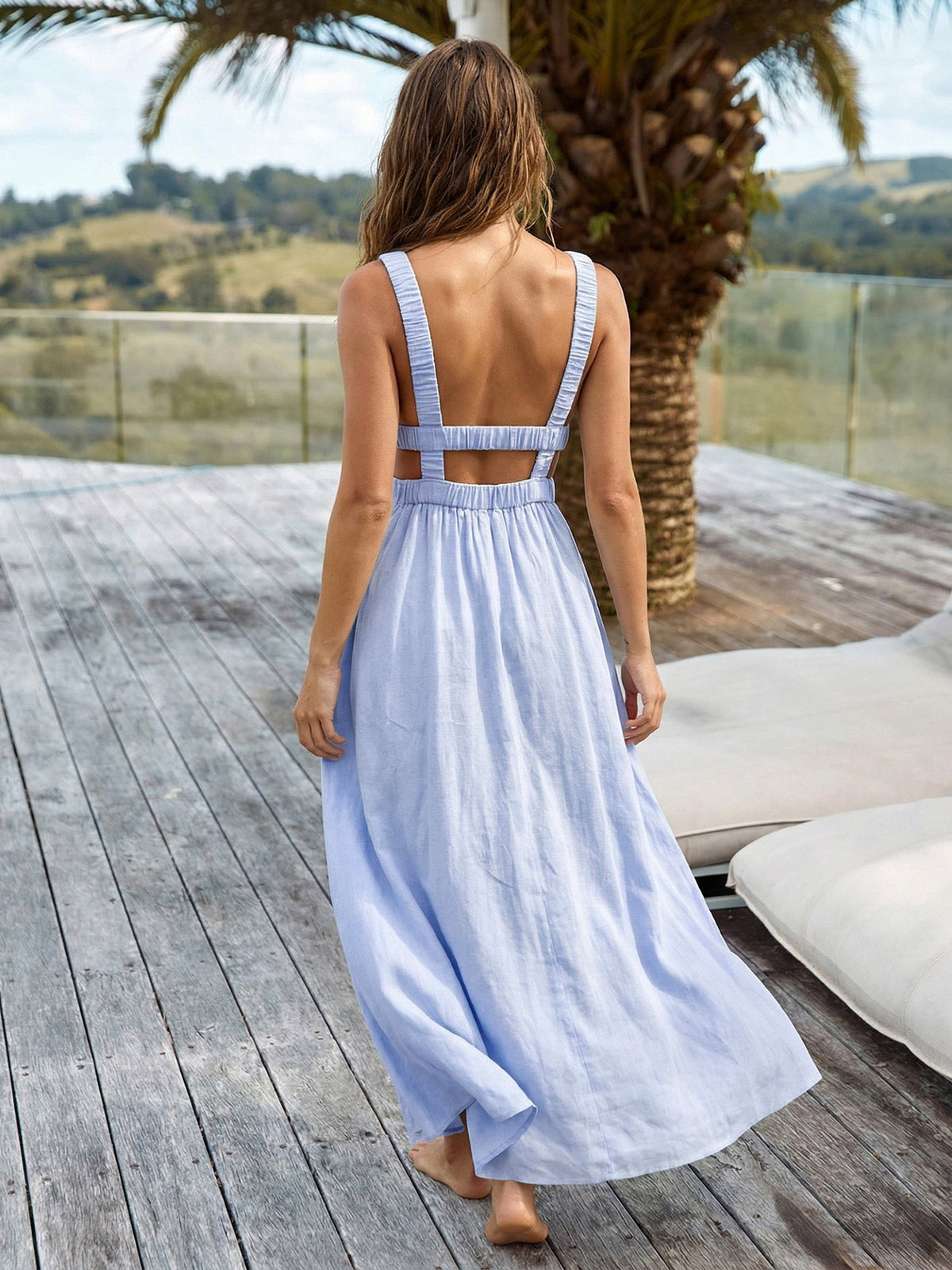 Vestido de Playa con Corte en la Cintura y Tirantes Fruncidos en Azul Pálido